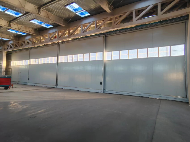 機(jī)庫(kù)推拉門